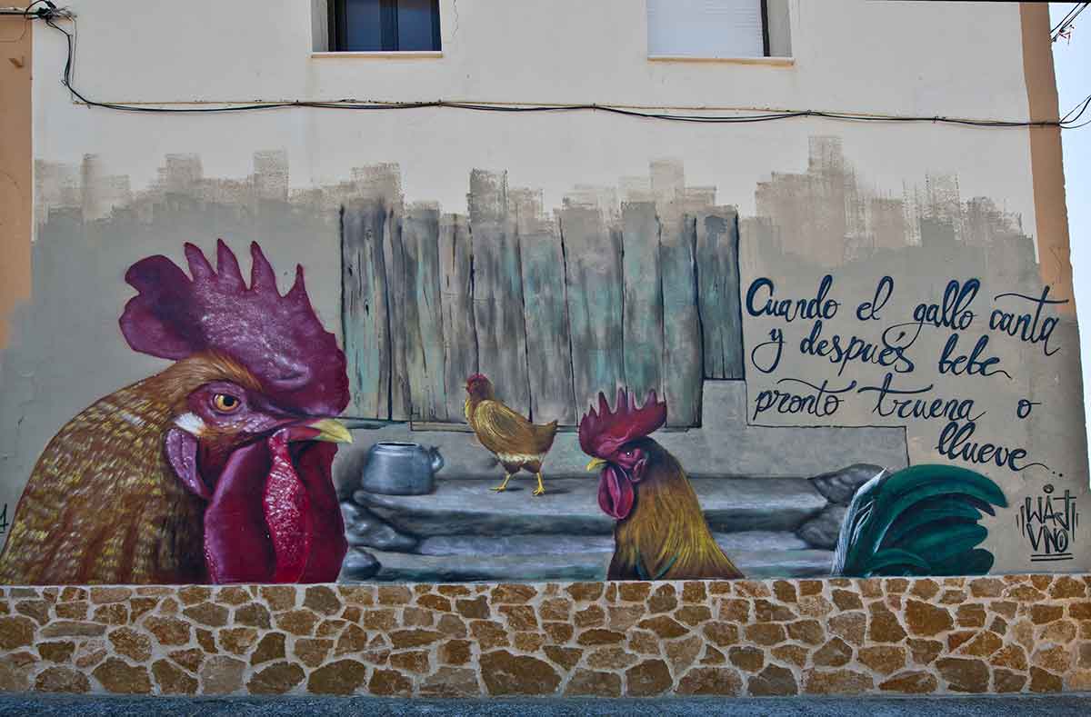 obbra: Dos gallos en un gallinero obra: Dos gallos en un gallinero